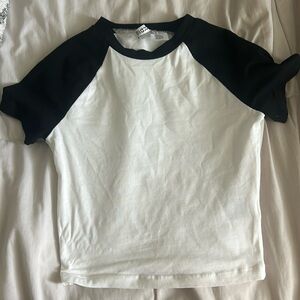 H&M top, size xs, never worn